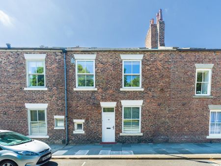 4 bedroom terraced house to rent - Photo 2