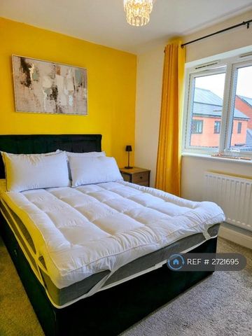 1 bedroom in a house share to rent - Photo 4