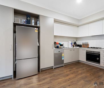 Lovely home in great Location! - Photo 3