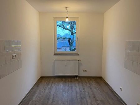 Renovierte 3-Zimmer-Wohnung mit Balkon - Foto 5