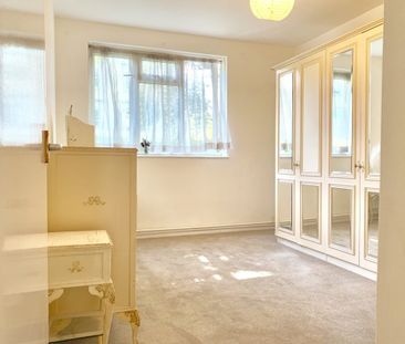 2 Bed Flat, Chilworth Court, SW19 - Photo 5