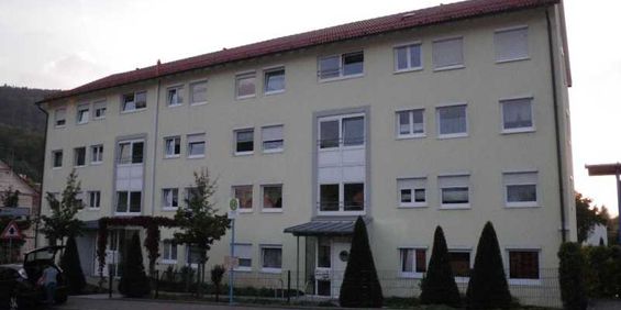 Familien(t)raum: gemütliche 4-Zimmer-Wohnung mit Wohlfühlfaktor - Photo 3