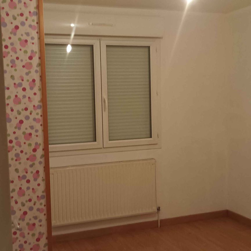 4 pièces - 97 m² - RDC - Colocation non autorisée - Photo 1