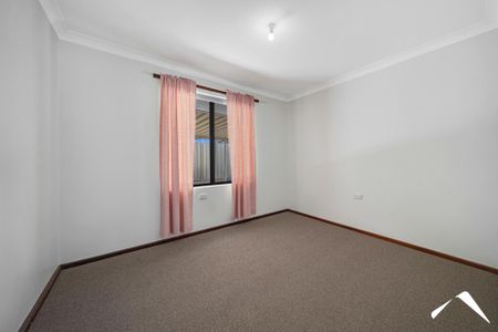 7 Dryandra Drive, MIRRABOOKA WA 6061 - Photo 5