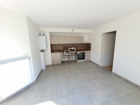 Location Appartement 2 pièces 34m² COUZON AU MONT D OR 69270 - Photo 4