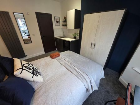 Studio to rent - Photo 5