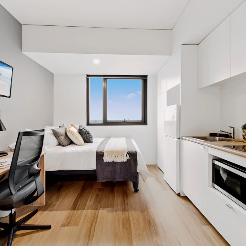 Signature Studio Apartment - Queen Bed - Photo 1