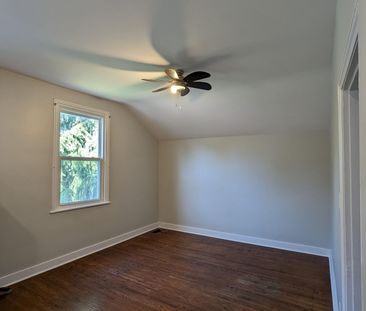 For Lease - 2 HURON Street Unit# Upper, Kawartha Lakes, Ontario - Photo 3