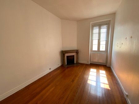 Location Appartement 4 pièces 129m² - Photo 5