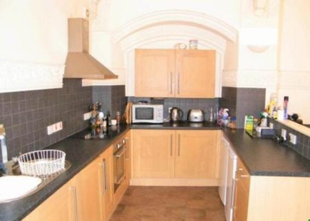 1 bedroom flat to rent - Photo 4