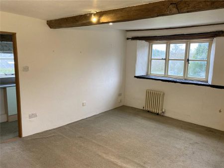 6 bedroom detached house to rent - Photo 2