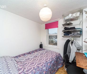 5 bedroom terraced house to rent - Photo 3