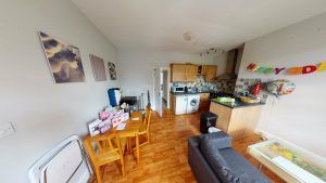 Flat 2, 66 Victoria Road, Leeds, LS6 1DL - Photo 3