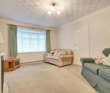 2 bedroom bungalow to rent - Photo 1