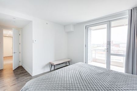 360 Rue Atateken, Montréal (Ville-Marie), QC H2L - Photo 5