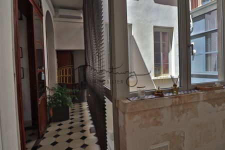 A LOUER P3 BIS MEUBLE CENTRE VILLE PROCHE DES ARENES - Photo 3