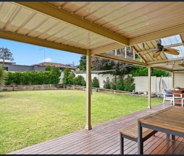 Stunning three bedroom home - Photo 6