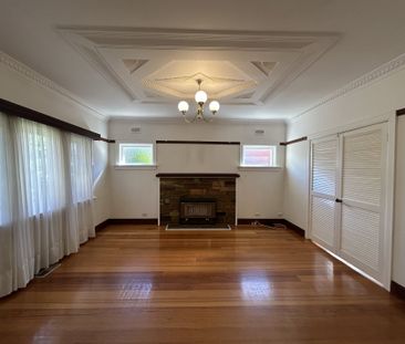 Great Locale! - Photo 3