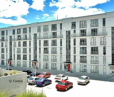 Fully Furnished 1Bed room Apartment on Upper Queen - rent including... - Photo 6