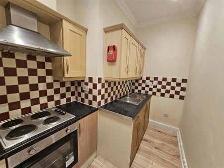 Studio to rent - Photo 5