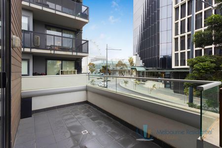 17 Pearl River Rd, Docklands VIC 3008 - Townhouse For Rent | Domain - Photo 5