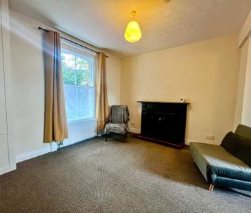College Terrace, Derry/Londonderry, BT48 7NZ - Photo 3