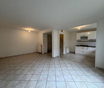 Location Appartement 4 pièces 81m² LE BOURGET DU LAC 73370 - Photo 3