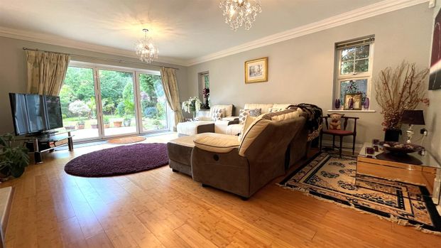 4 Bedroom House - Photo 1