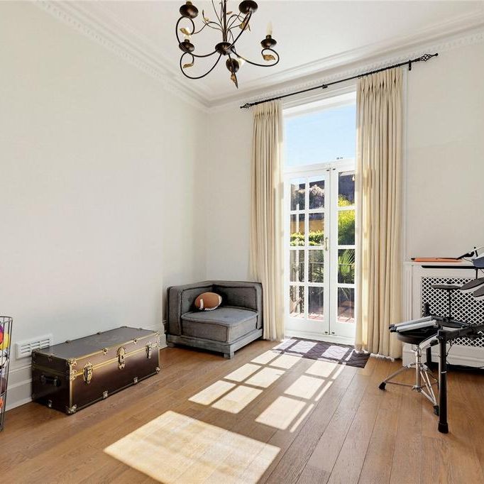 4 bedroom terraced house to rent - Photo 1