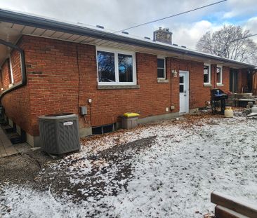 For Lease - 737 Law Street Unit# Lower, Oshawa, Ontario - Photo 2