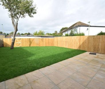 4 bedroom semi-detached house to rent - Photo 5