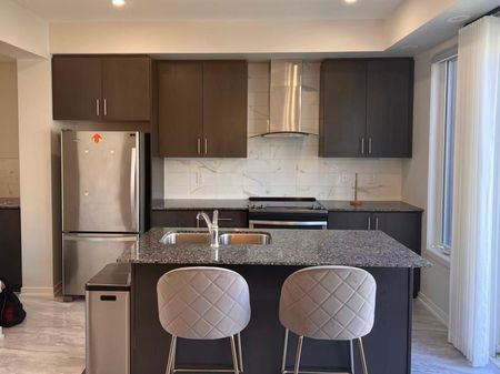 For Lease - 36 Fancamp Drive, Vaughan, Ontario - Photo 3