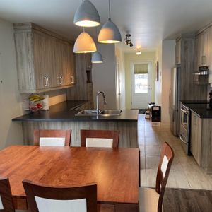condo à louer - Photo 2