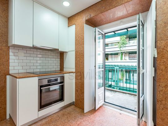 Moradia T2+1 com garagem, no Páteo Bagatela, em Lisboa - Photo 1