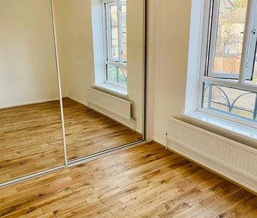 2 Bed Terraced House, Radley Court, SE16 - Photo 6