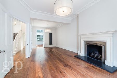 4 bedroom terraced house to rent - Photo 4