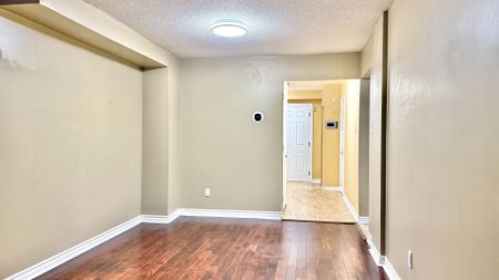 For Lease - 3211 Valcourt Crescent, Mississauga, Ontario - Photo 5