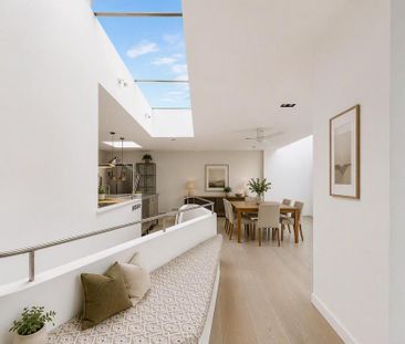 4 bedroom flat to rent - Photo 4