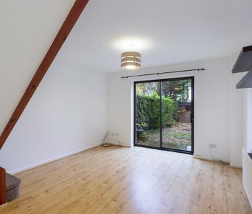 2 bedroom semi-detached house to rent - Photo 6