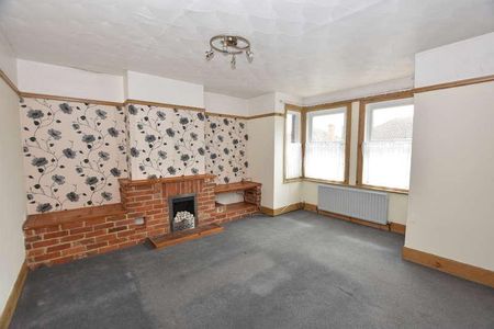 Eton Road, Clacton-on-sea, CO15 - Photo 3