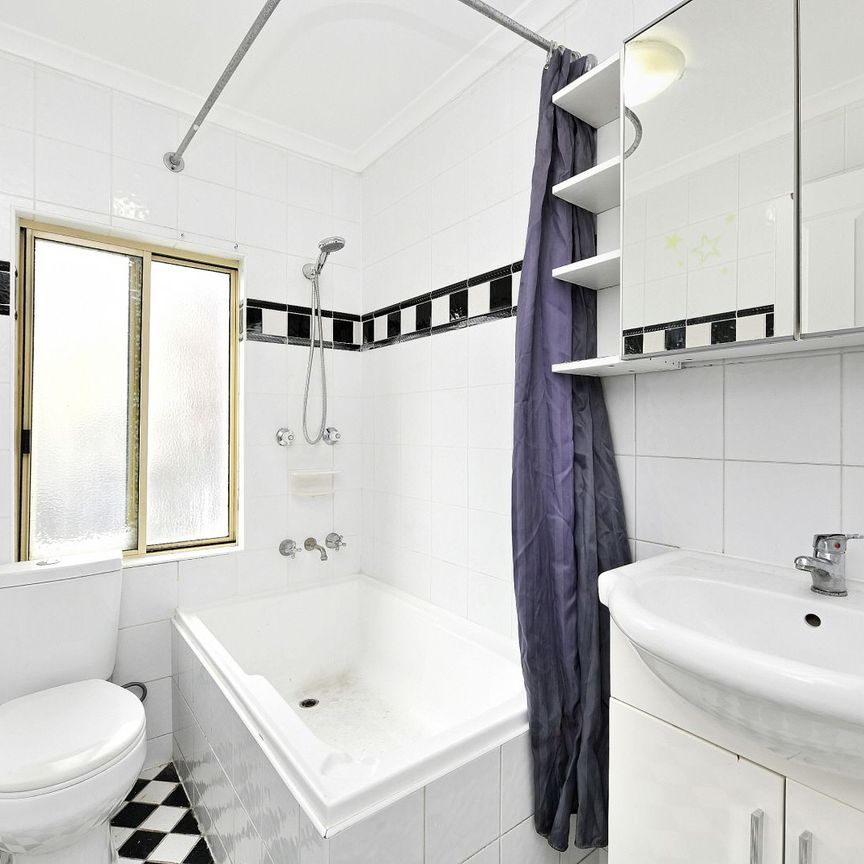 Discover Your Dream Victorian Terrace! - Photo 1