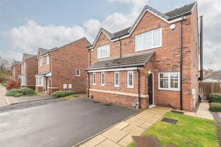 2 bedroom semi-detached house to rent - Photo 5