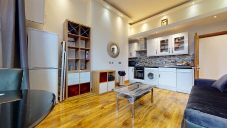 1 bedroom property to let - Photo 5