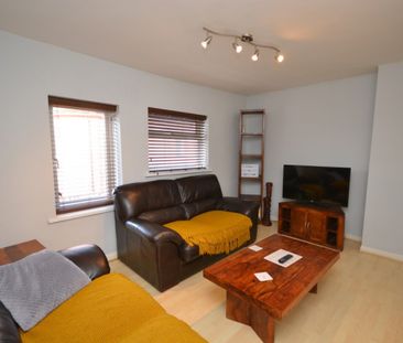 2 bed Ground Floor Flat for Rent - Photo 5