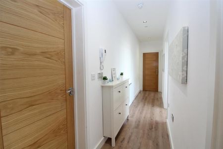 2 bedroom apartment to rent - Photo 3