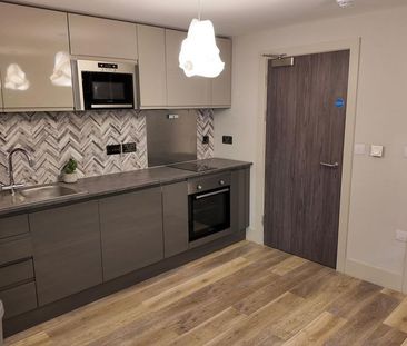 Studio to rent - Photo 6