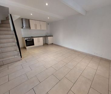 Location maison de village 3 pièces, 50.75m², Montredon-des-Corbières - Photo 1