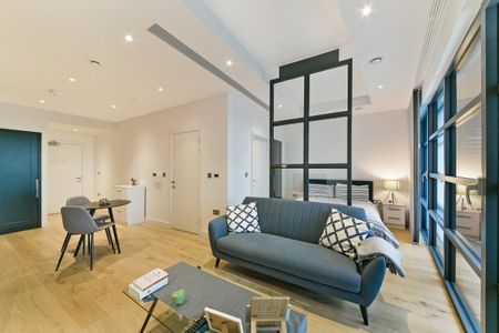 Studio Flat, Grantham House, E14 - Photo 2