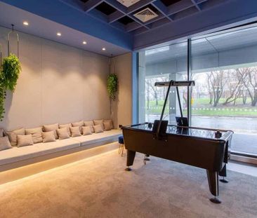 Block A Sky Lounge Level Silver En Suite - Photo 3