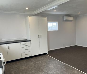 Three bedroom home close to the beach - Photo 4